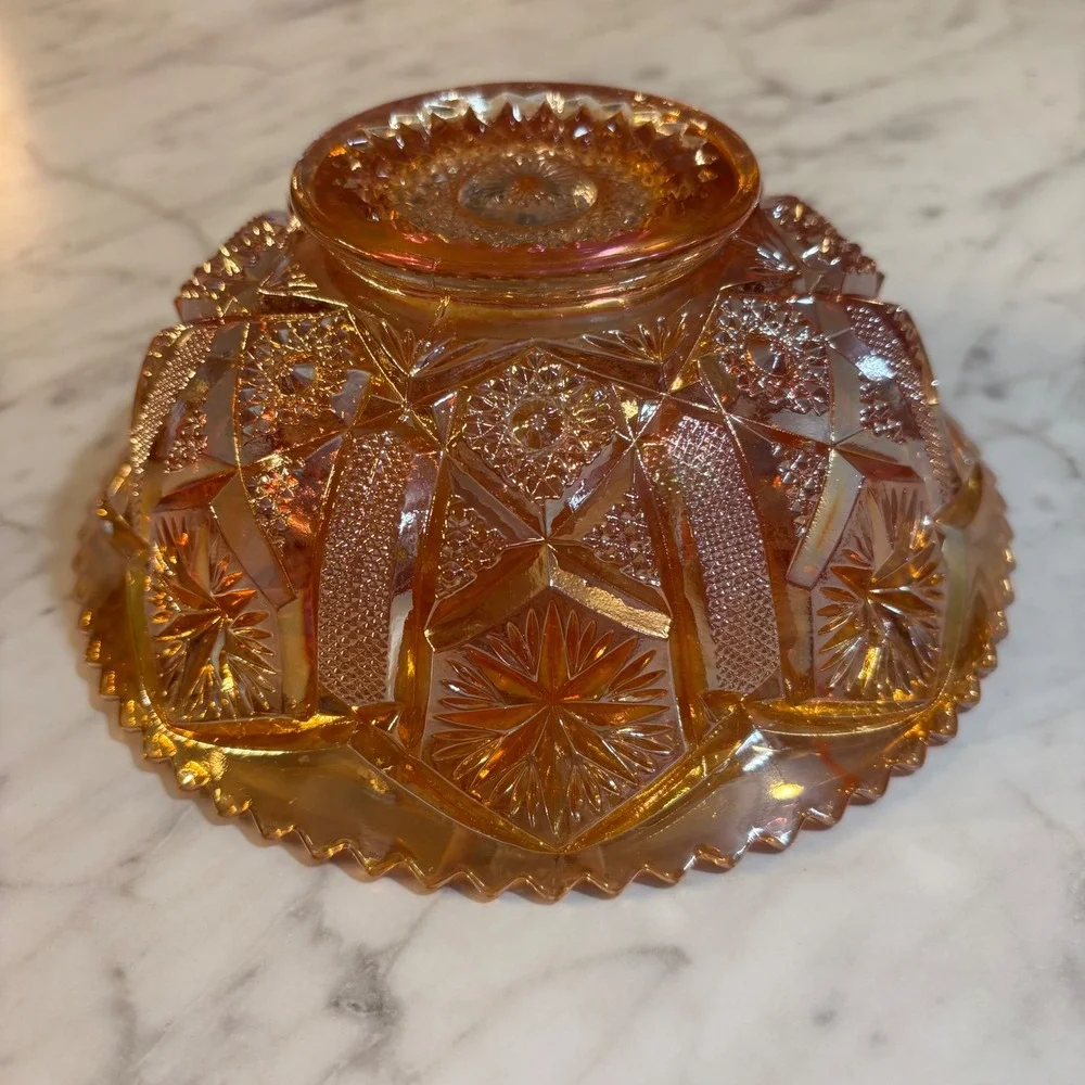 Vintage Marigold Carnival Glass Bowl Starburst Iridescent Scalloped 7 Inch